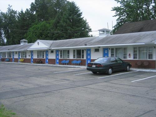 Graylyn Motel South Glens Falls Exterior foto